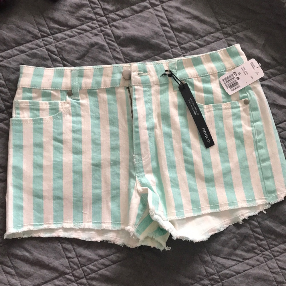 Forever 21 shorts